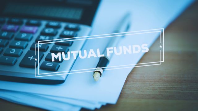 Mutual Funds vs Stocks: Which Is Better for Beginners?